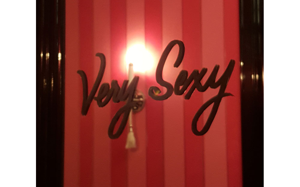 VICTORIA'S SECRET QATAR
